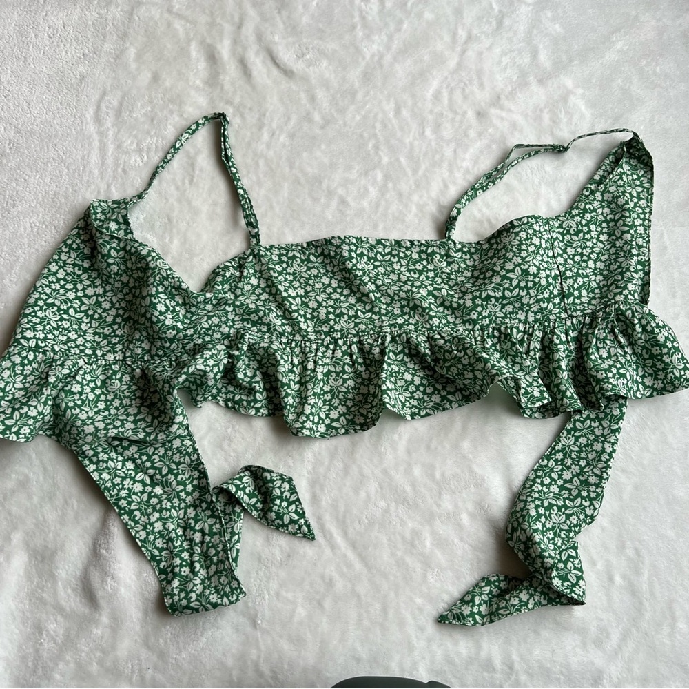 Shein Floral Tie Front Cami Top - Picture 7 of 8
